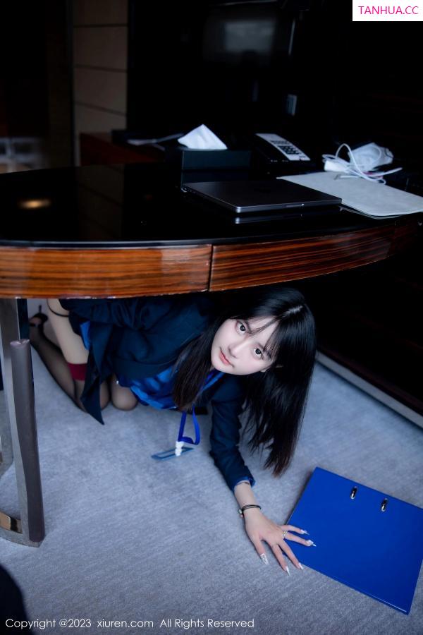   [XiuRen]高清写真图 2023.03.13 No.6407 谢小蒽 黑丝美腿第28张图片